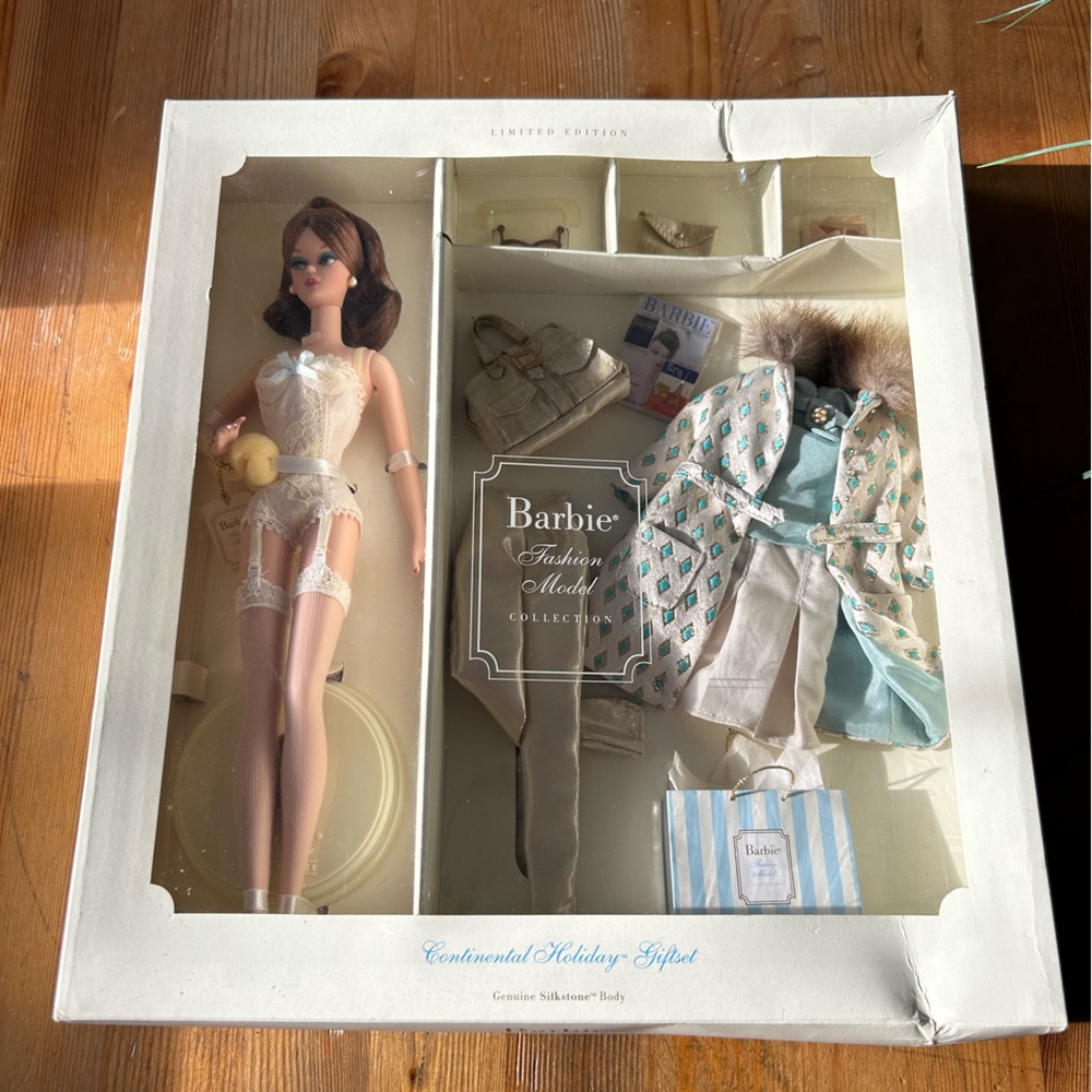 Silkstone Barbie Continental Holiday BFMC NRFB Gold Label
